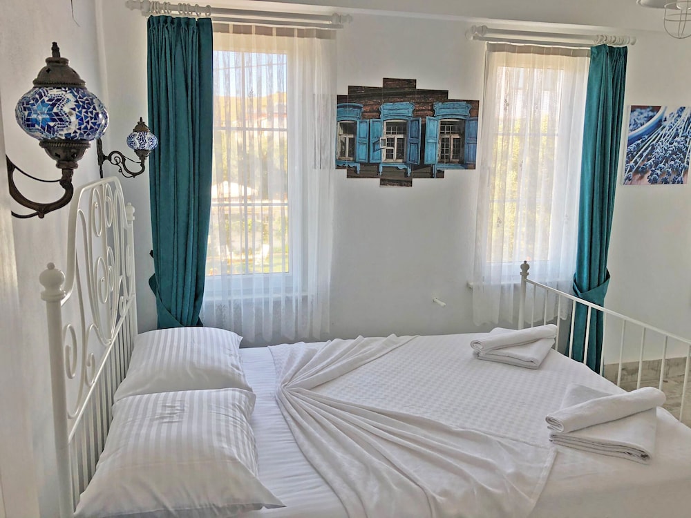 Capari Bozcaada Otel 2/22