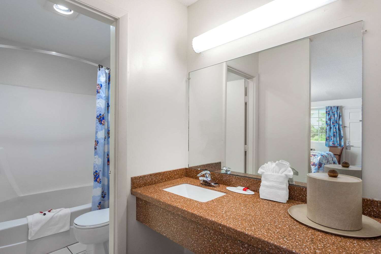 Travelodge by Wyndham Cape Cod Area 17/17