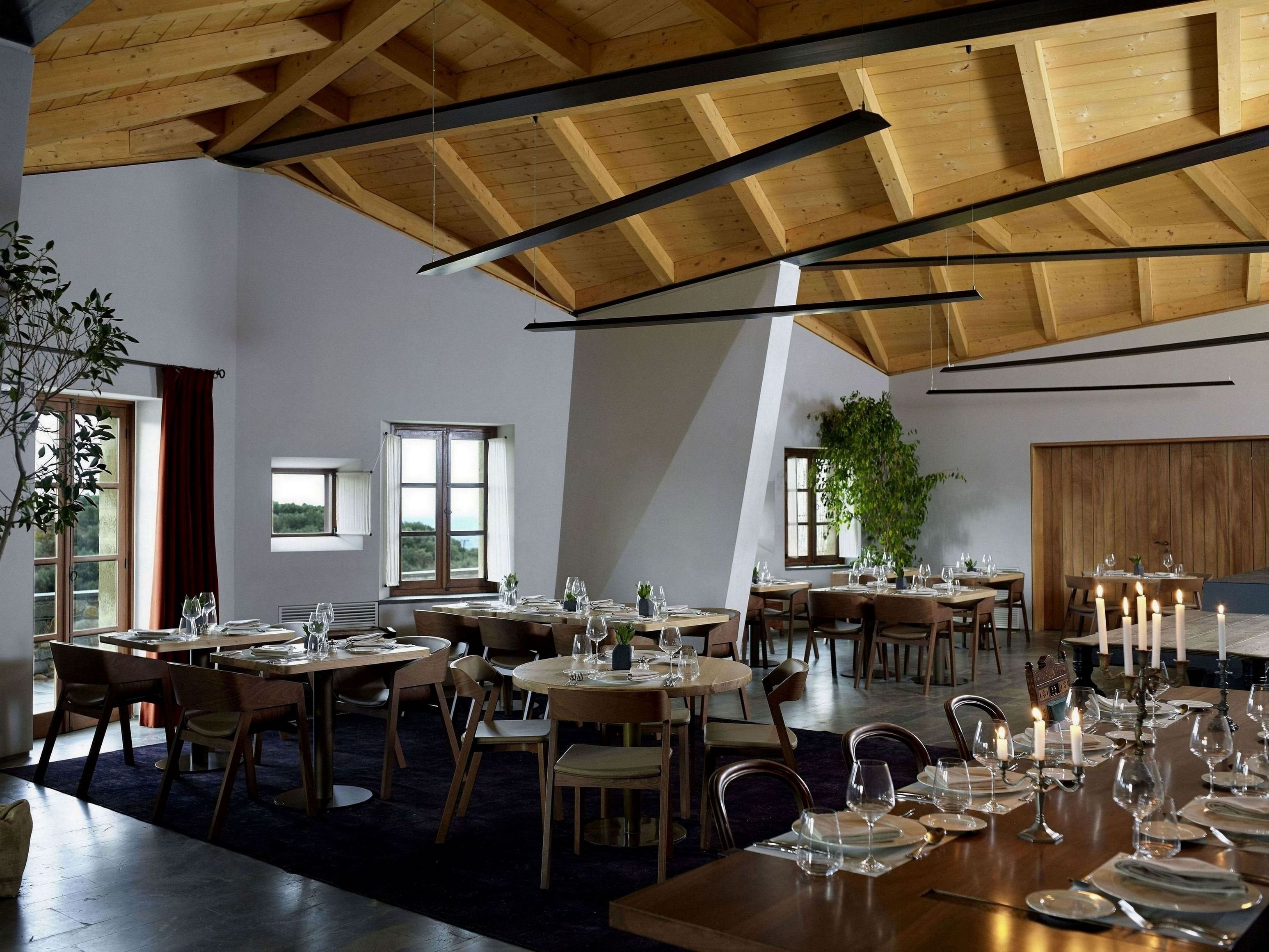 Kinsterna Hotel 37/47