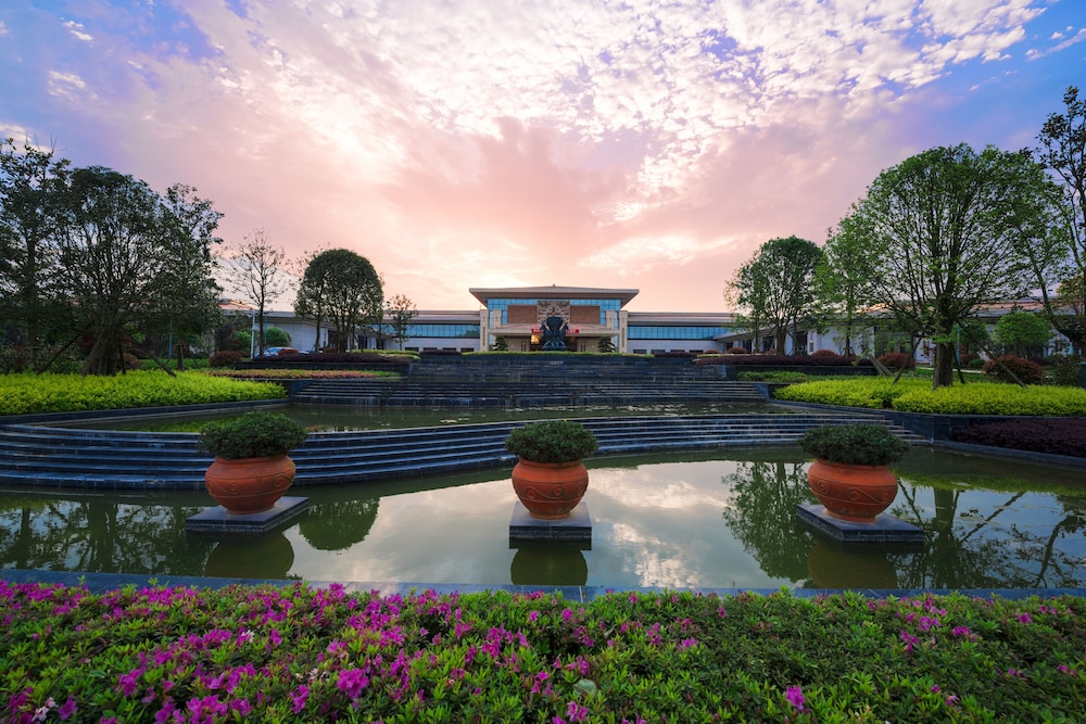 New Century Hotel Guian Guizhou 29/33