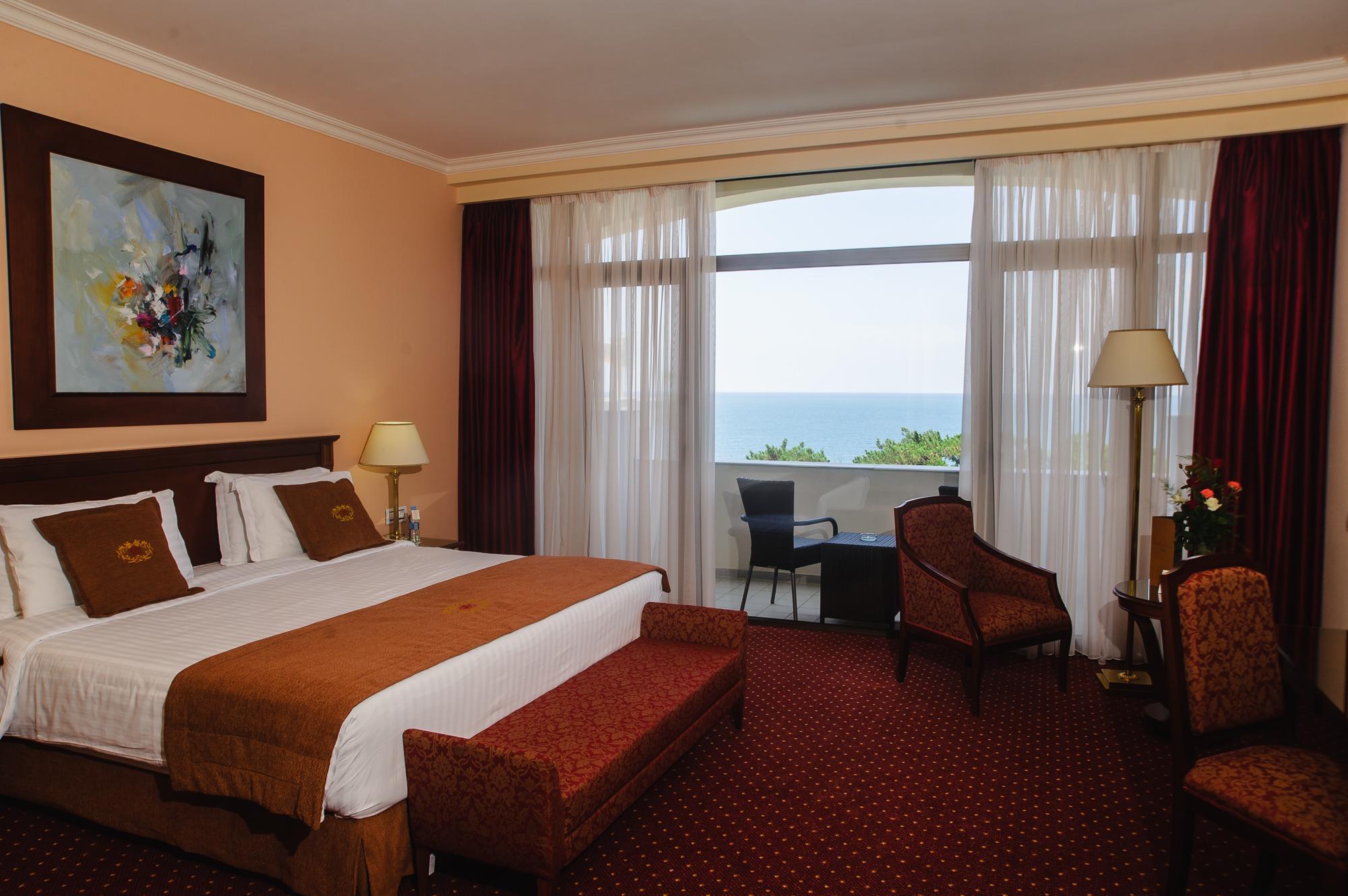 Superior, Double or Twin Bed, Garden View