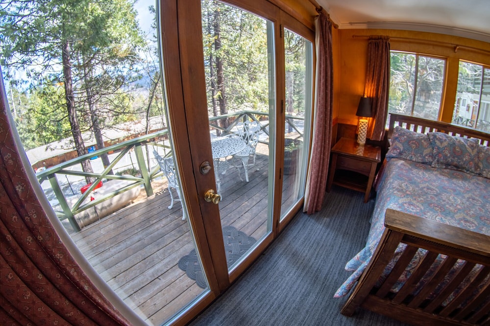 Narrow Gauge Inn 34/70