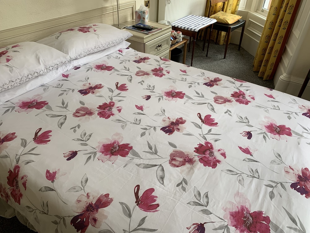 Dorstan Guest House 30/72