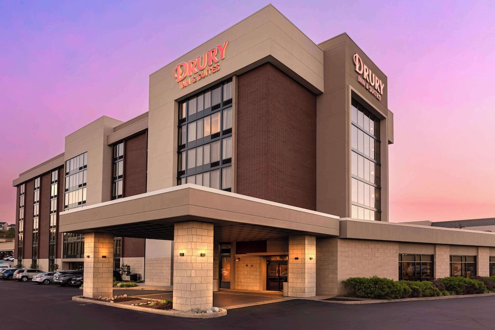 Drury Inn and Suites Southwest St. Louis 1/50