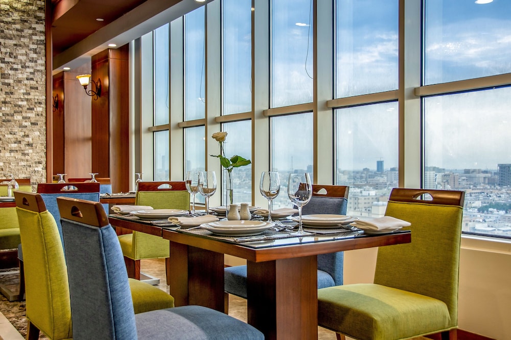 ويندام جاردن الدمام(Wyndham Garden Dammam Hotel) 50/58
