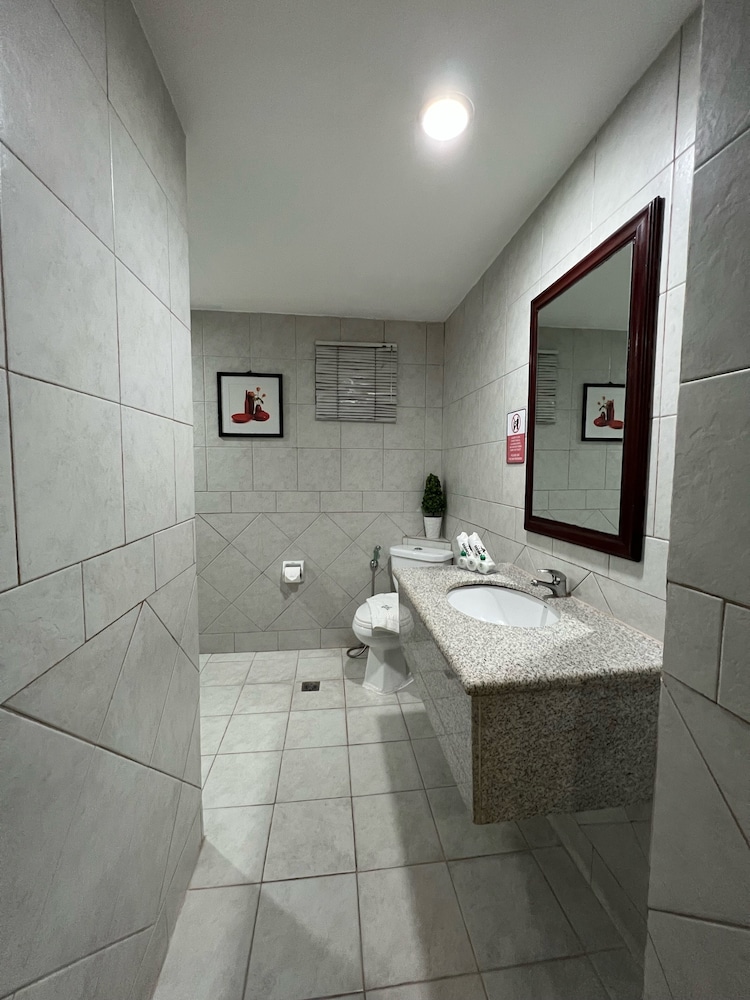 Subic Residencias 66/67