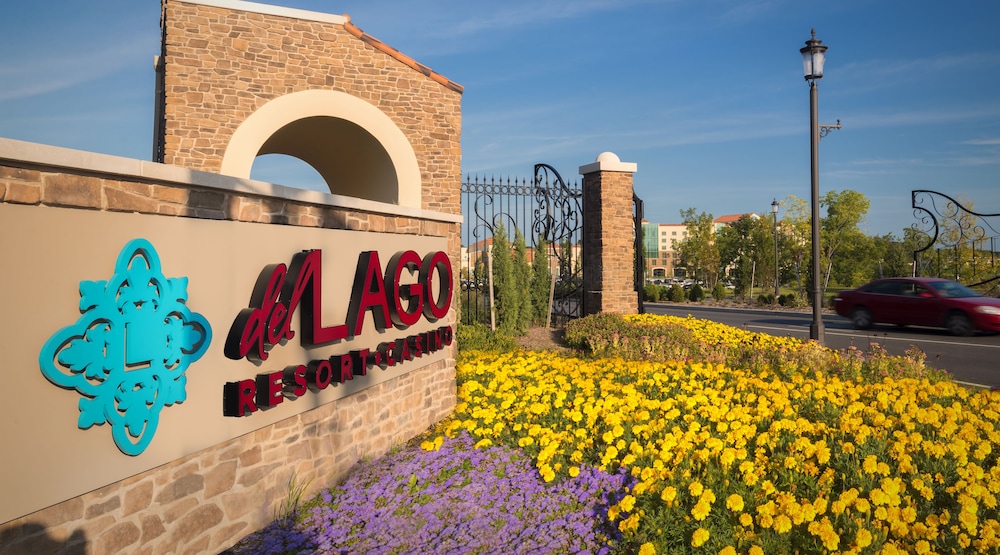 Del Lago Resort & Casino 60/61