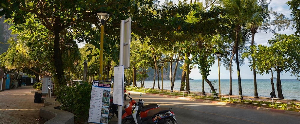 Irest Ao Nang Sea Front Sha Certified 29/36