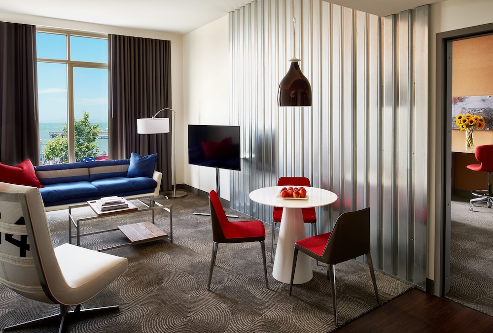 Hotel Zephyr 23/51