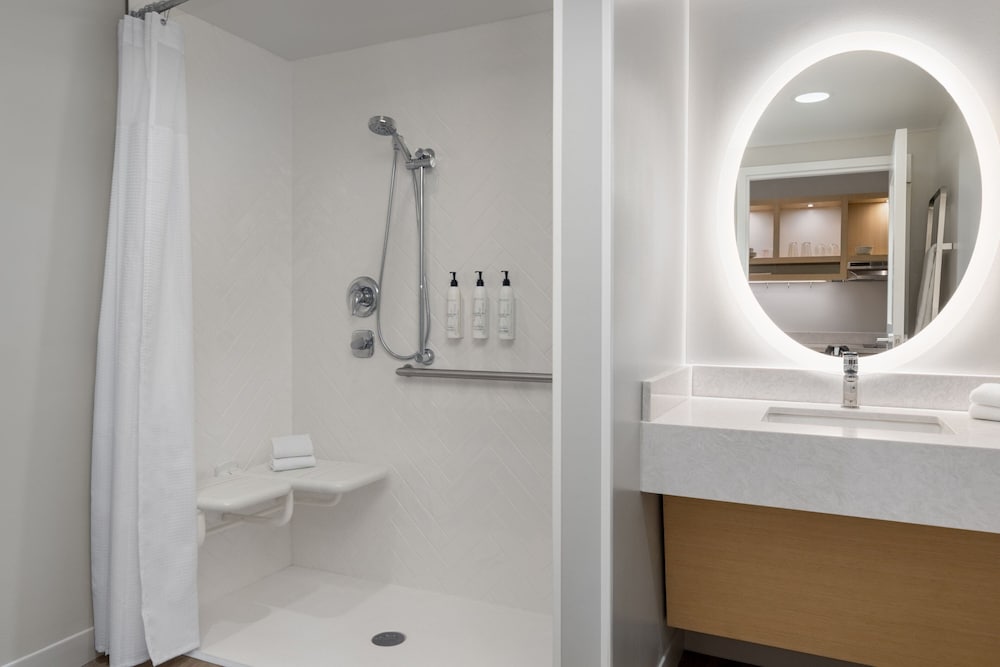 Towneplace Suites By Marriott Geneva 37/40
