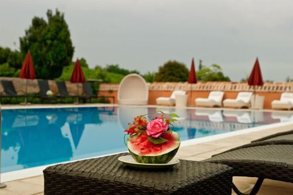 Relais Sant Uffizio Wellness Spa 57/73