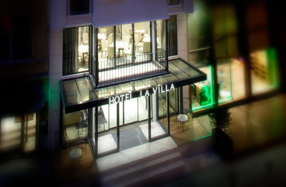 La Villa Hotel 3/41