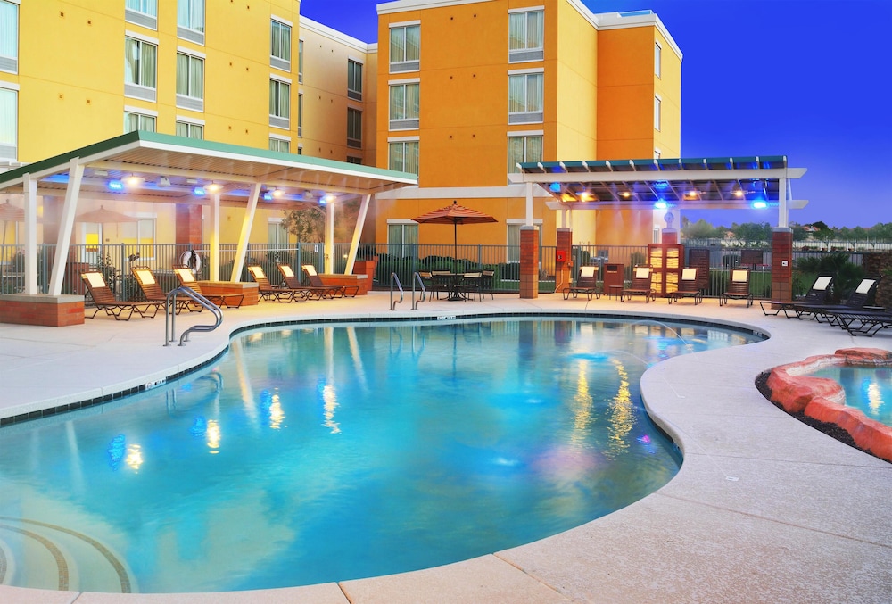 Hyatt Place Phoenix Mesa 55/56