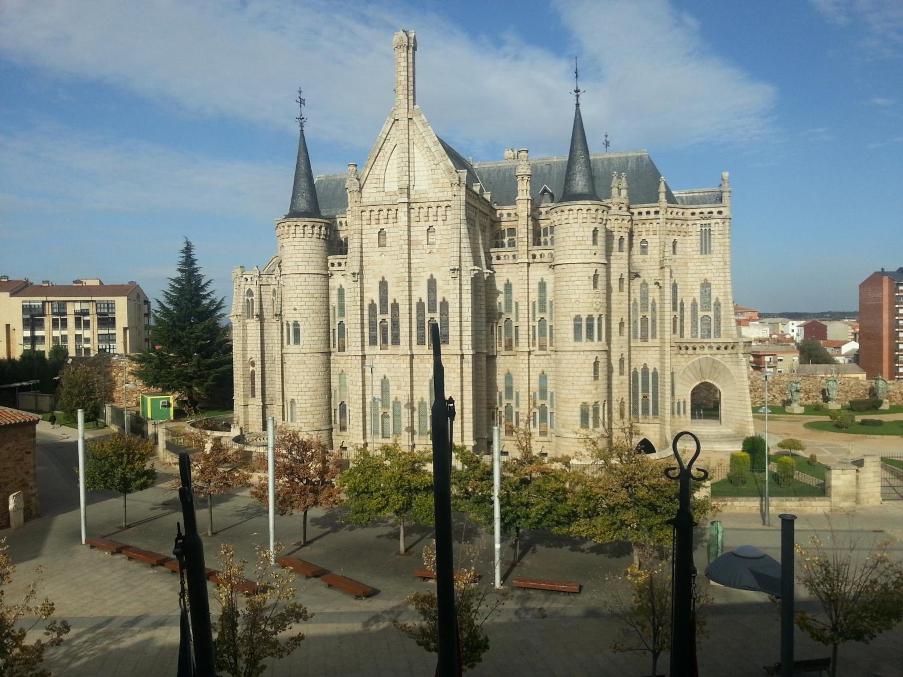 Hotel Gaudi Astorga 47/48
