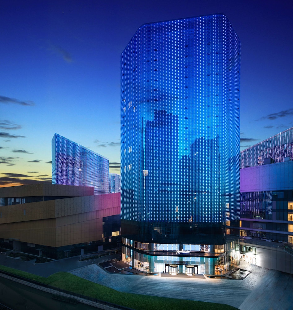 Radisson Ningbo Beilun 1/39