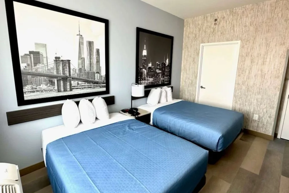 Super 8 by Wyndham Brooklyn Pennsylvania Ave 3/10