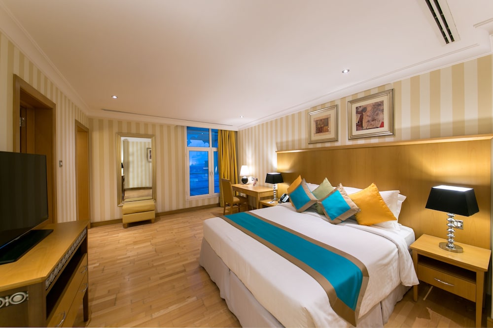 Copthorne Al Jahra Hotel & Resort 29/76