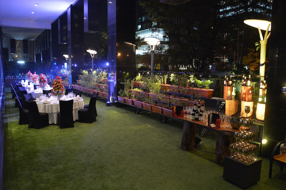 Sofitel Mumbai BKC 70/77