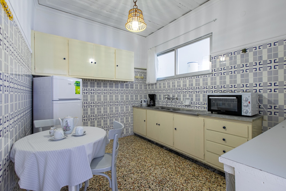 Orestis Hotel 42/56