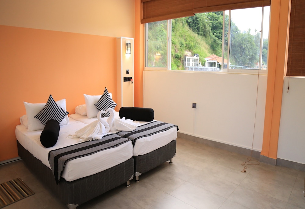 Kandy City Rooms & Hostel 7/50