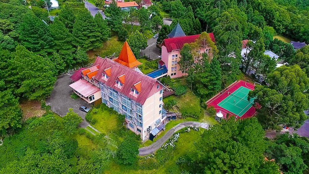 Sky Valle Hotel 70/72