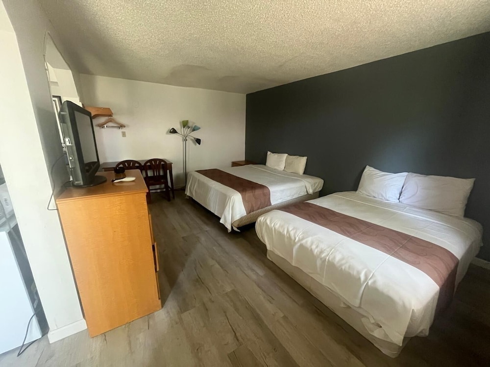 Executive Inn Kilgore North 22/57