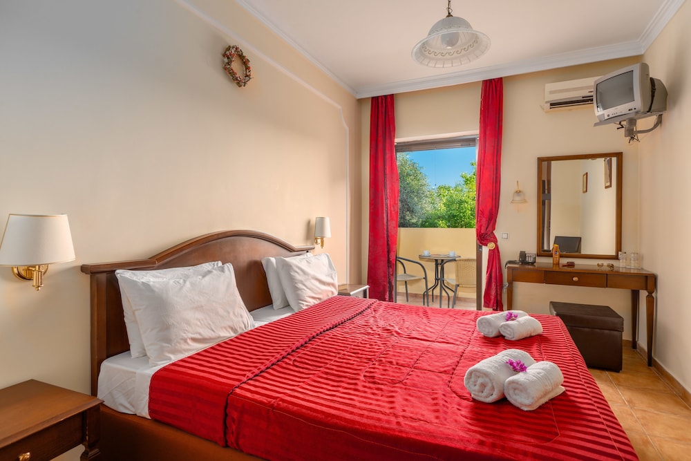 Corfu Secret Hotel 12/50
