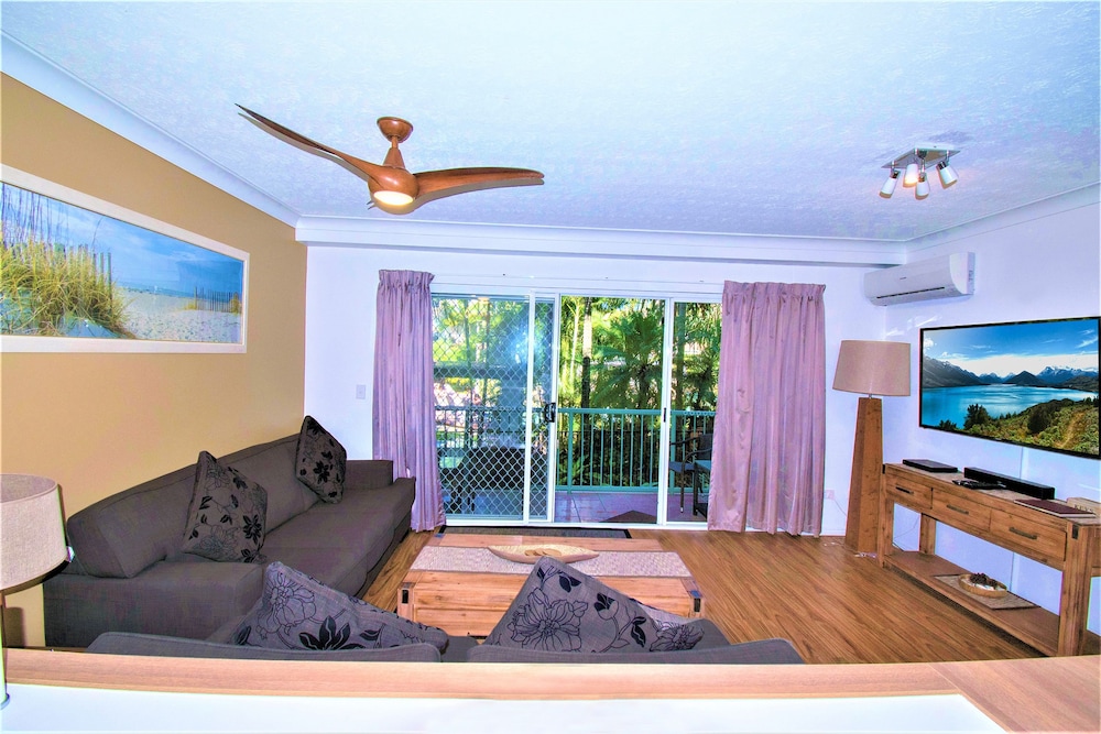 Grande Florida Beachside Resort 37/69
