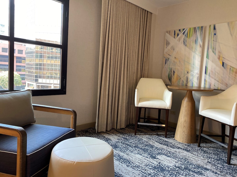 Westin Gaslamp Quarter 25/61