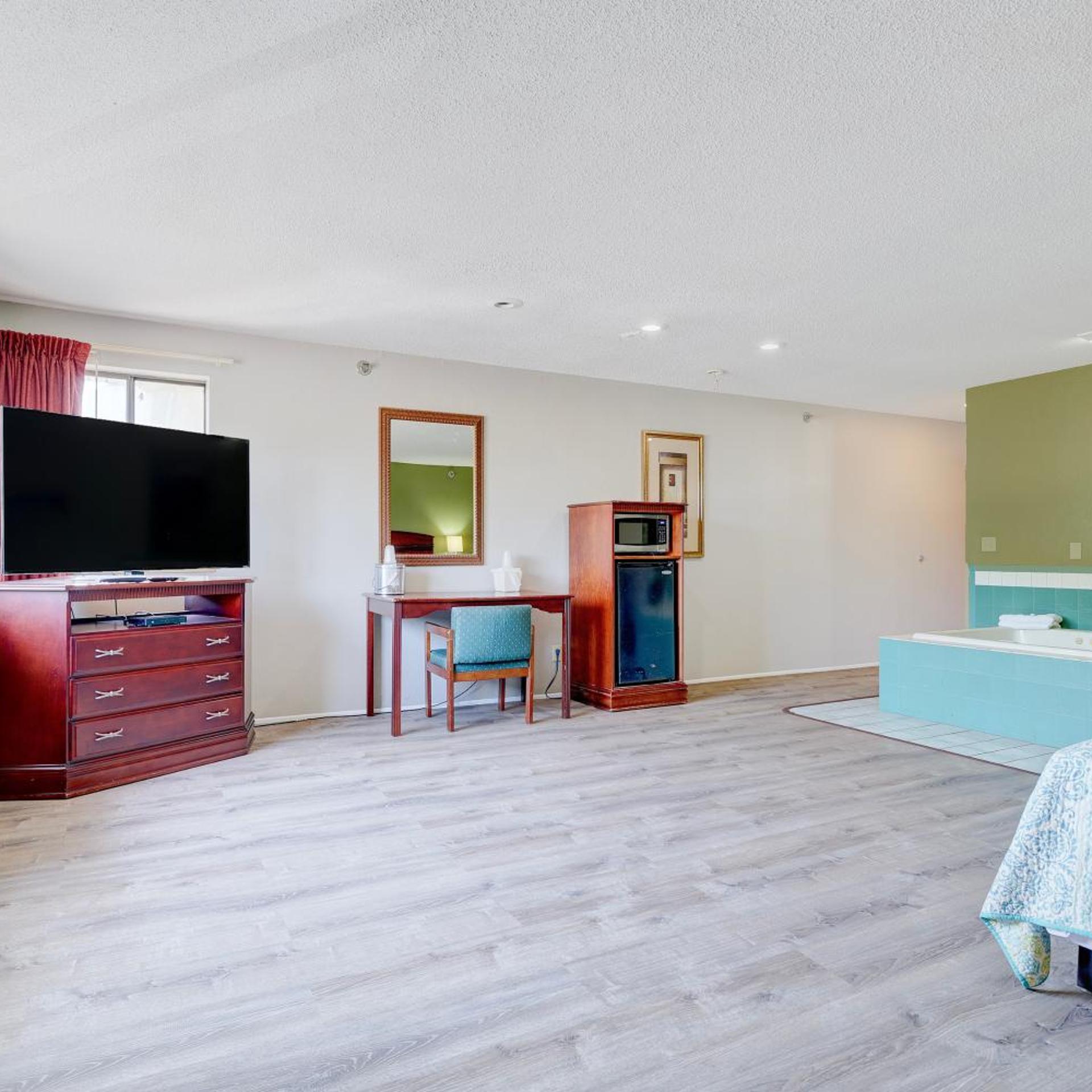 Coldwater Inn & Suites near I 69 49/59