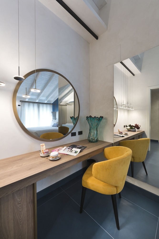 Vip's Motel Luxury Accommodation & Spa 58/72