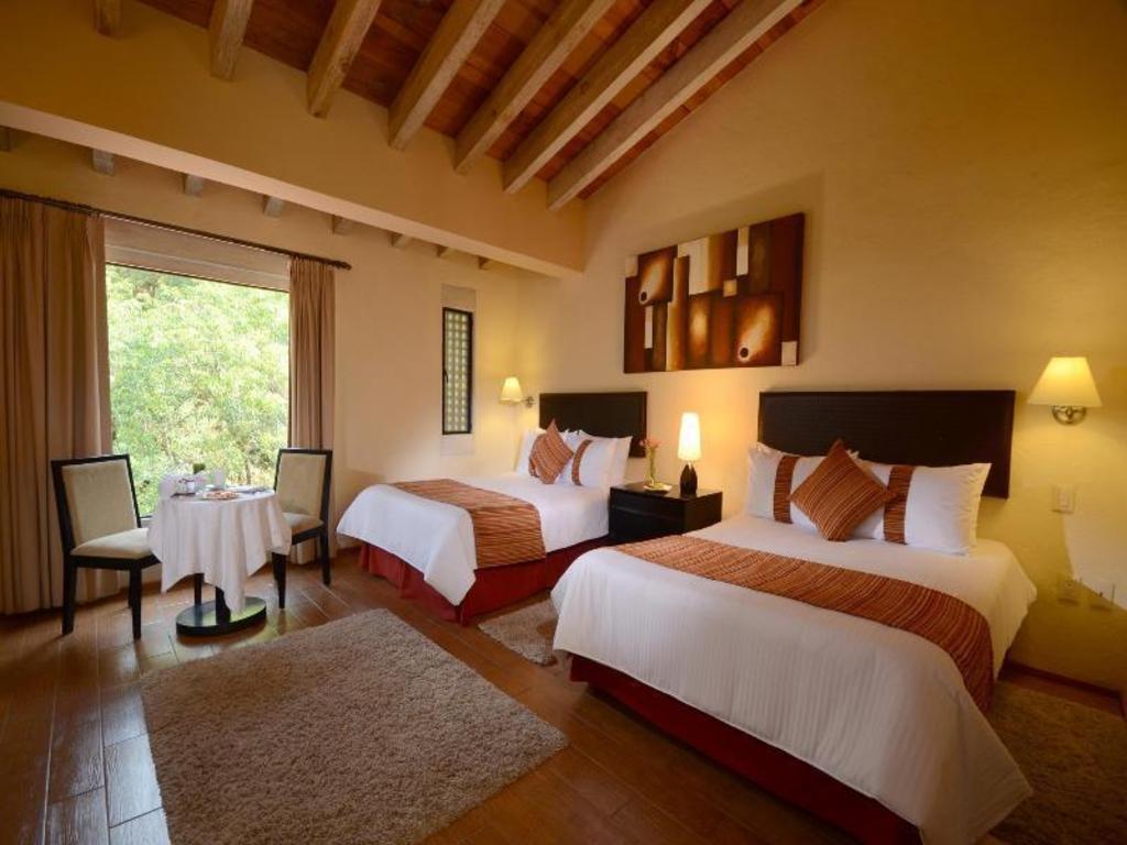 غرفة غراند ديلوكس بسرير كينج، Hotel Mision Grand Valle De Bravo 2/4