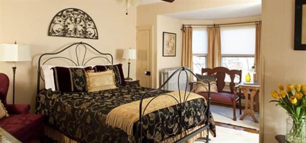 Brickhouse Inn 17/51