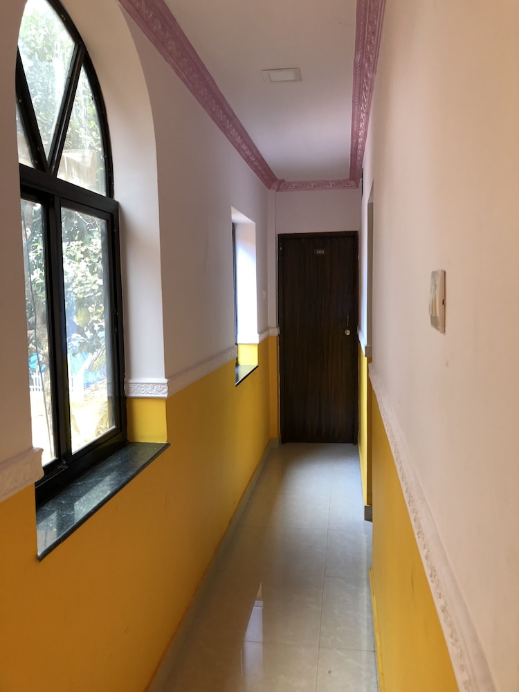 Veronica Guest House 44/70