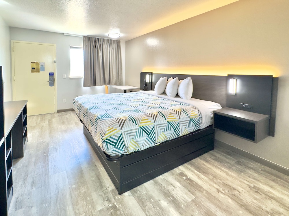 Motel6 Dyersburg, TN 19/50