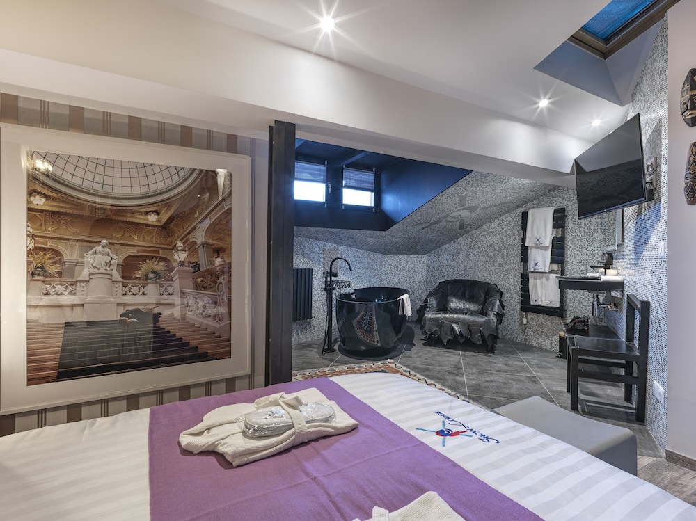 Snow Lodge Boutique Hotel 58/70
