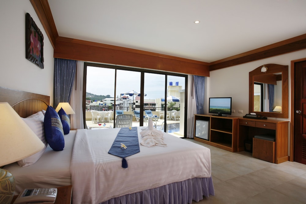 Jiraporn Hill Resort Patong Phuket 24/59
