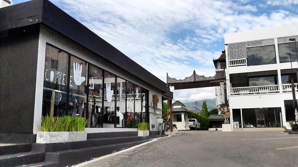 Khuang Singh Residence Chiangmai 40/50