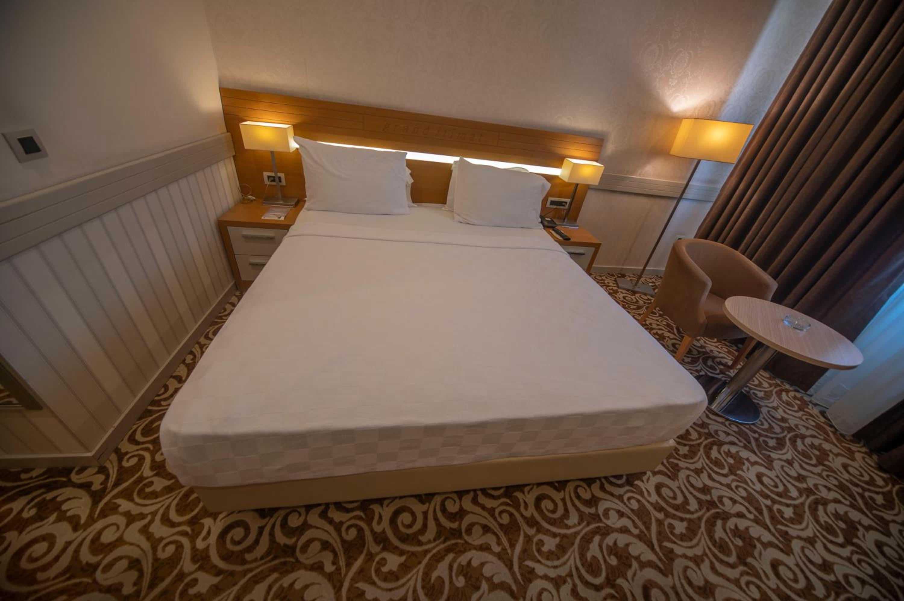 غرفة ديلوكس بسرير مزدوج، Grand Itimat Hotel 5/10