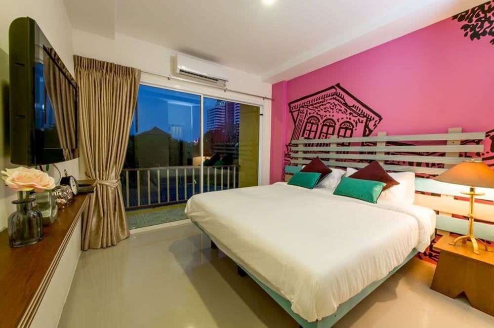 The Pho Thong Phuket 16/44