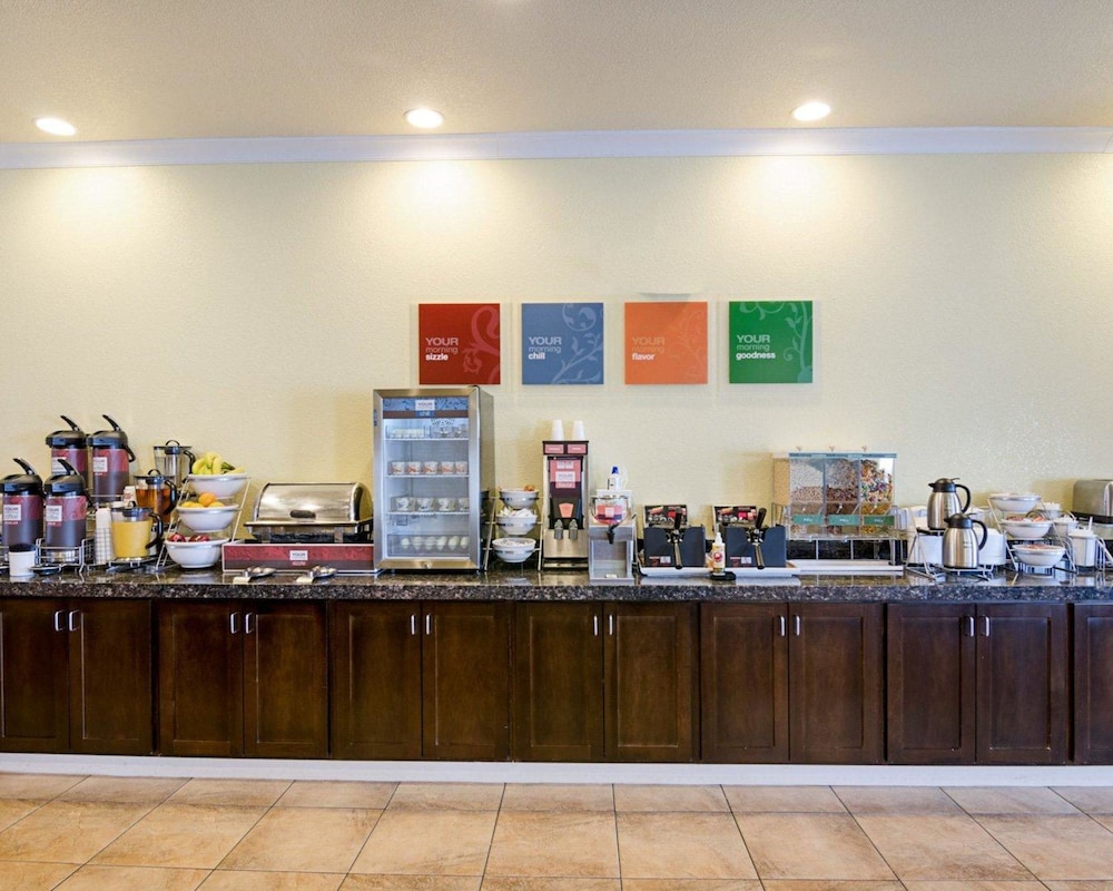 Comfort Inn Suites Orange Montpelier 55/55