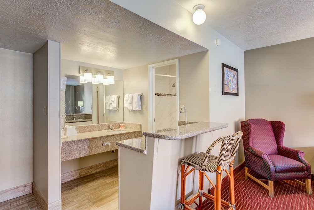 Econo Lodge St George North - Near Pioneer Park 14/33