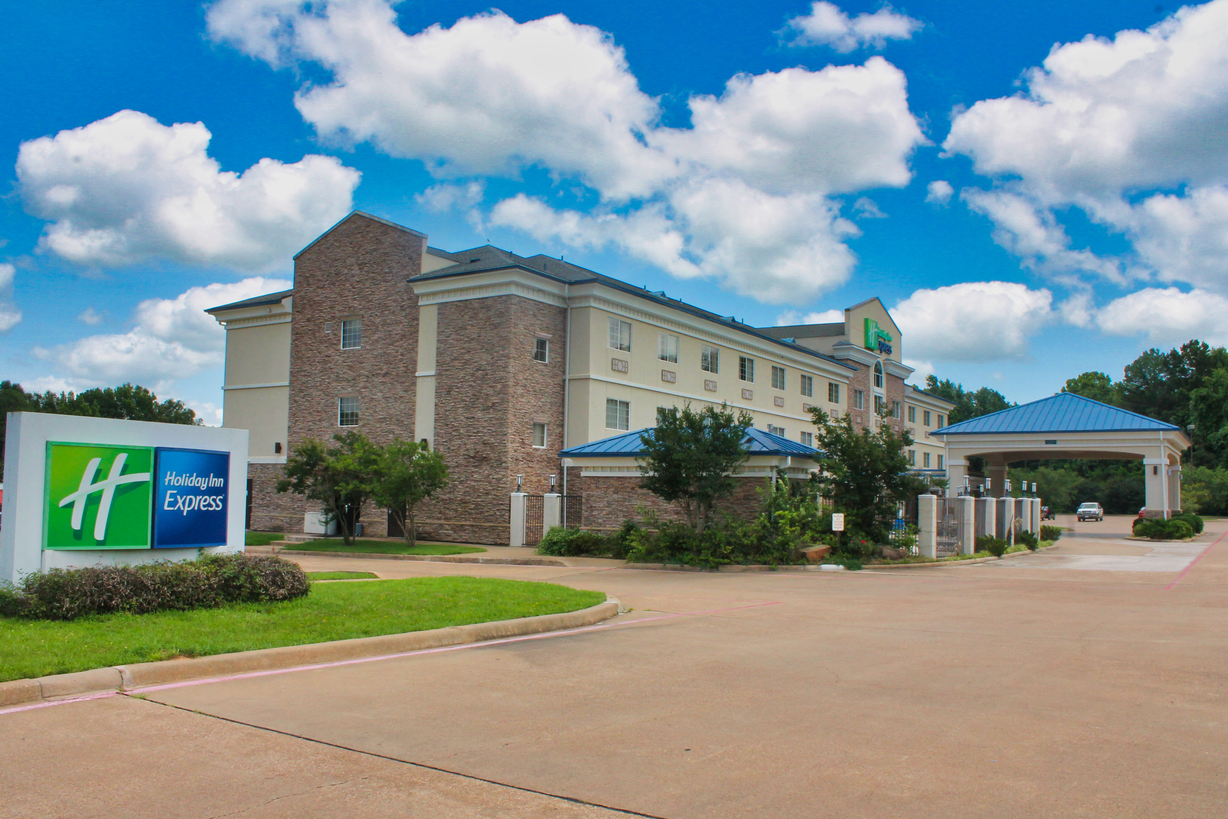 Holiday Inn Express Palestine 45/45