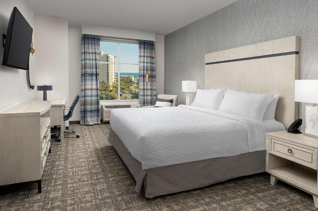 Room, King Bed, Partial View, Sofa, Accessible