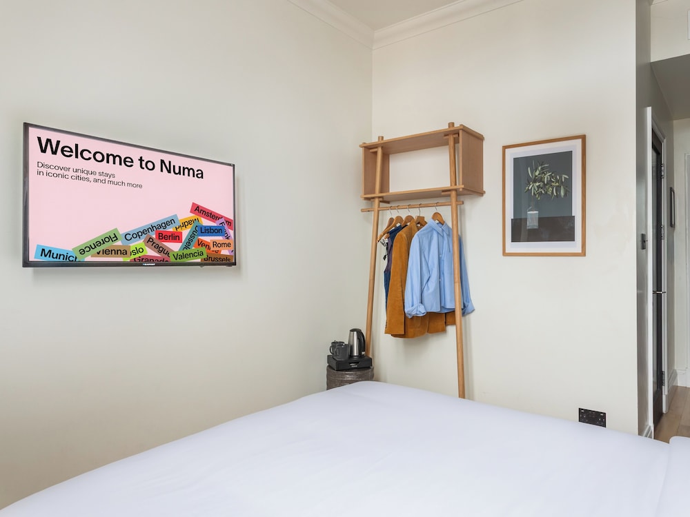 Medium, Double Bed