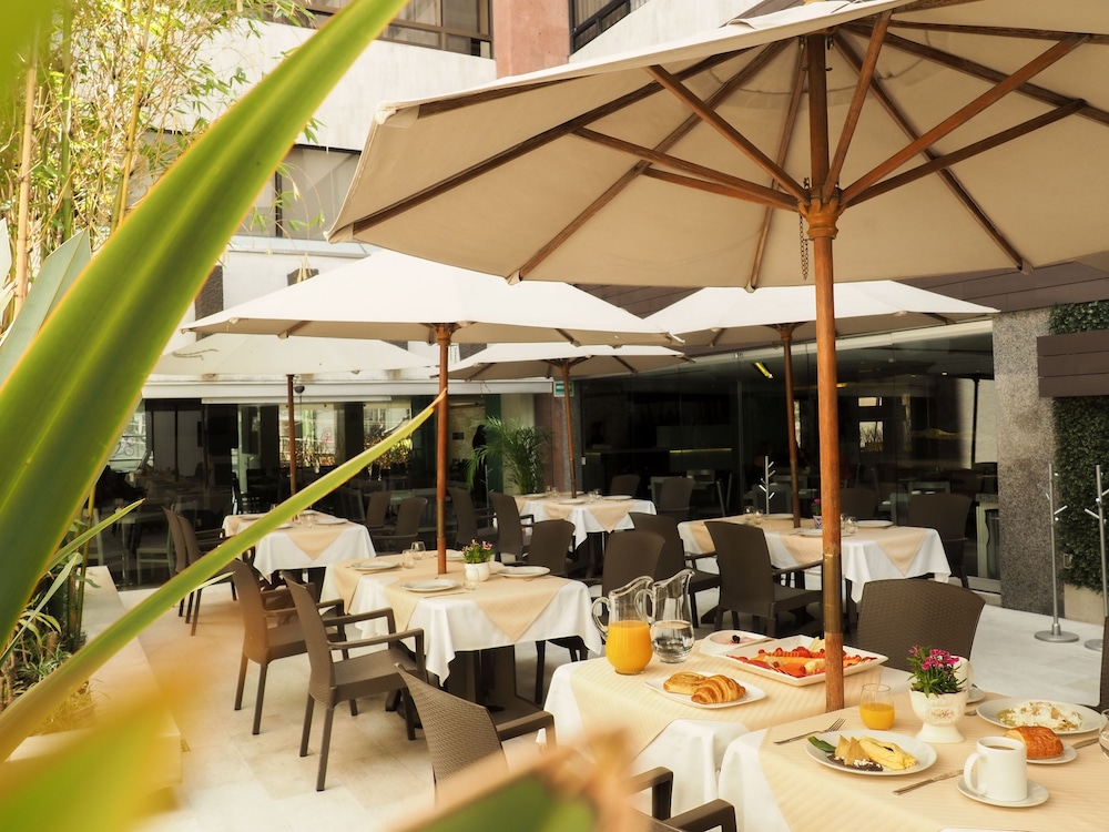 Hotel Marbella 50/57