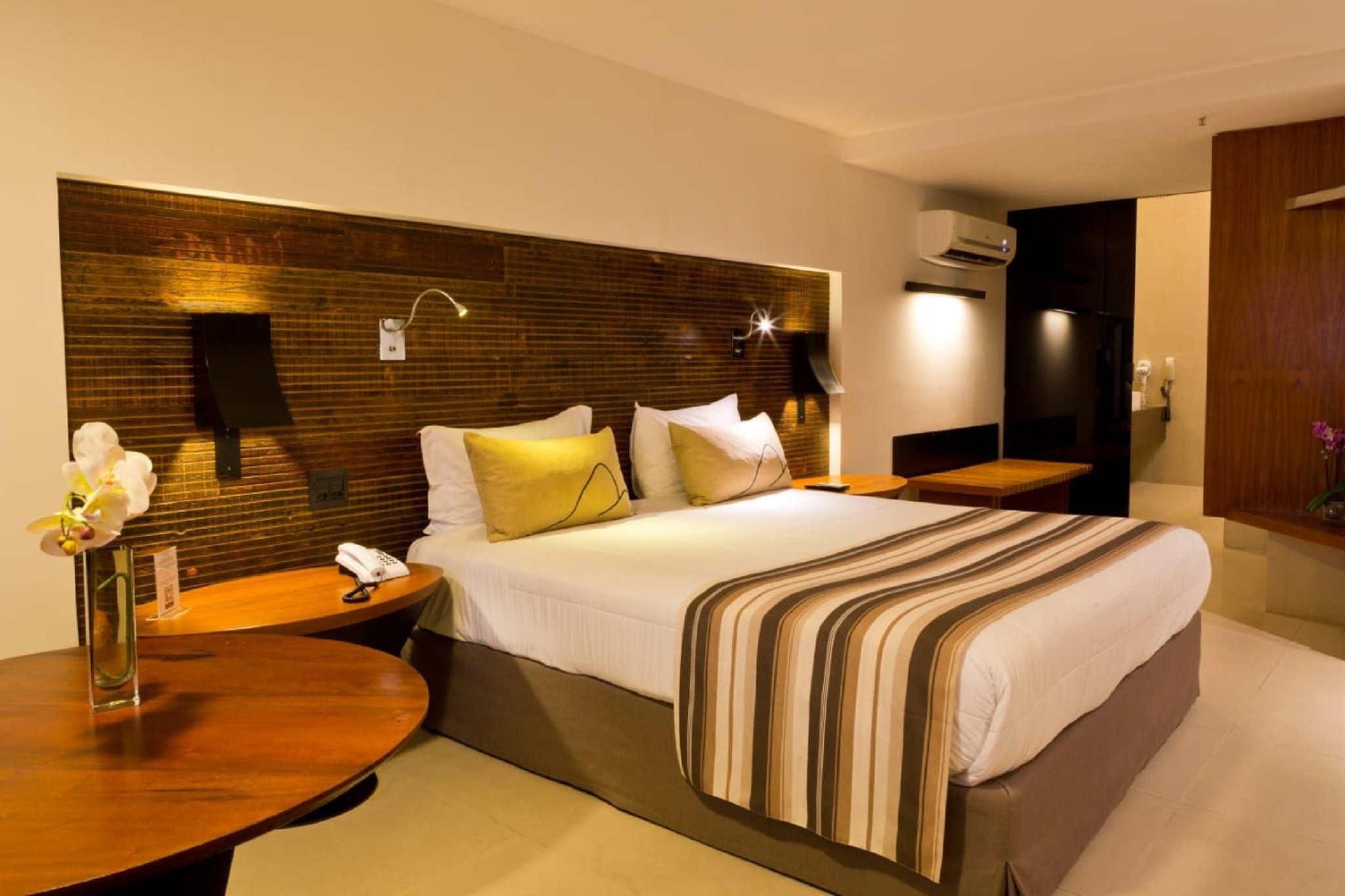 Premium, Double Bed