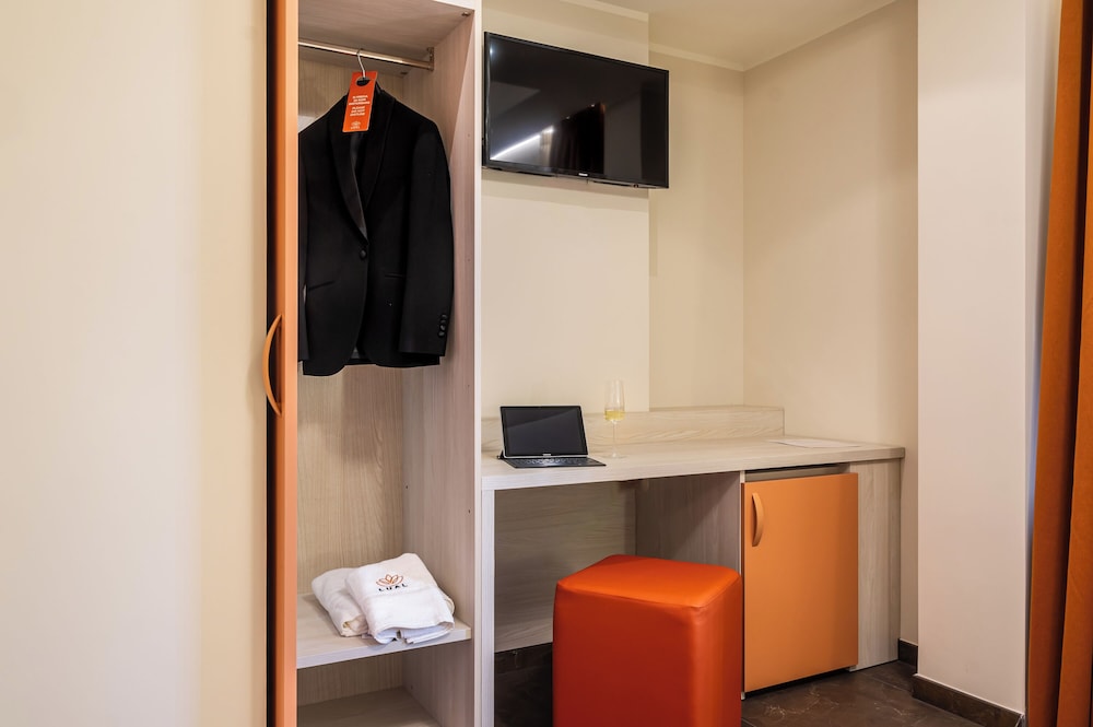 Lual Bleisure Hotel 28/43