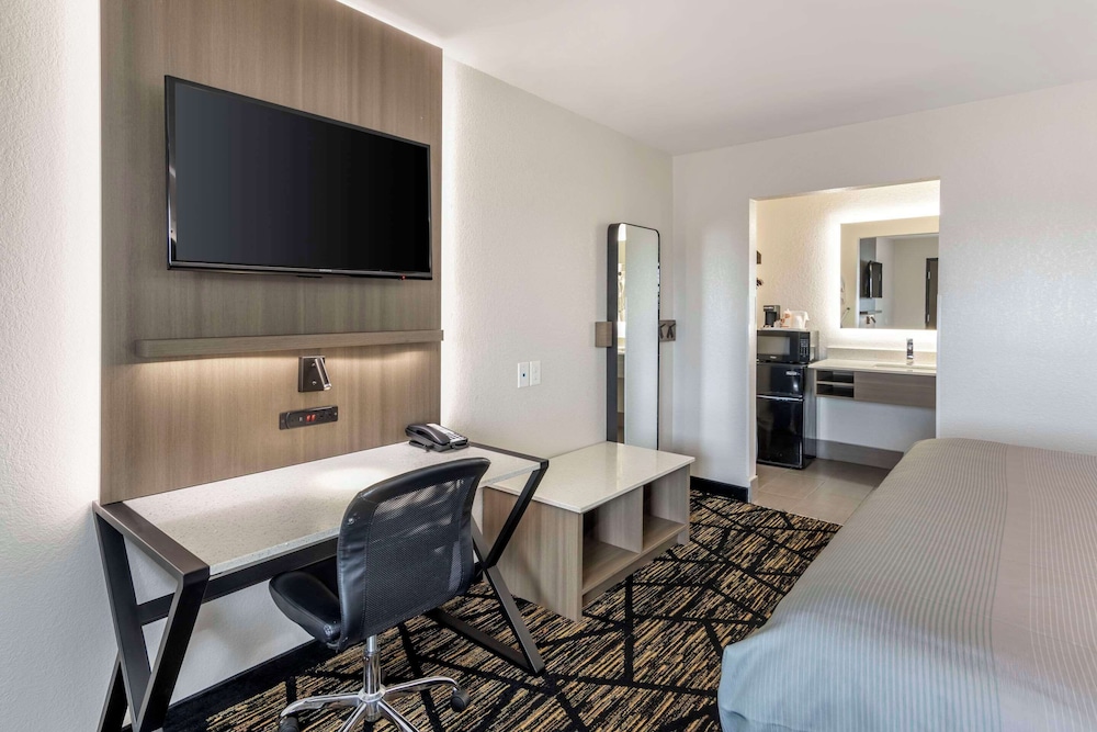 Quality Inn & Suites Athens University Area 44/57