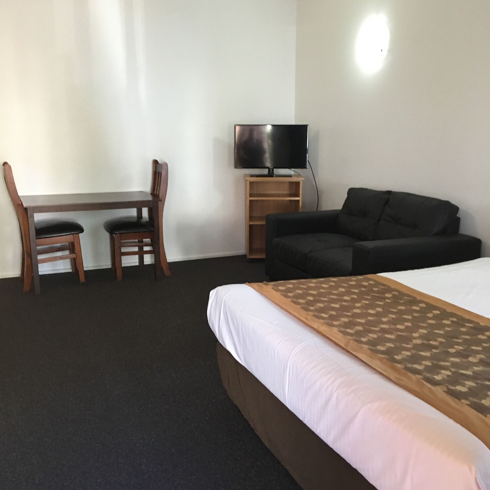 Footscray Motor Inn And Serviced Apartments 7/42